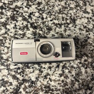 Kodak Brownie Super 27 Camera - Vintage Black and Silver